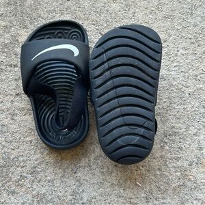 kids Black Nike Sandals